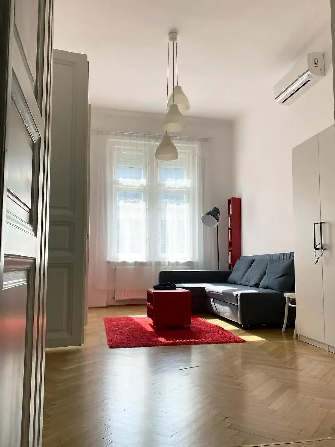 Awesome Apartment In The City Budapest 0*,  Magyarország