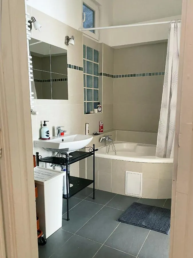 Awesome Apartment In The City Budapest Ungheria